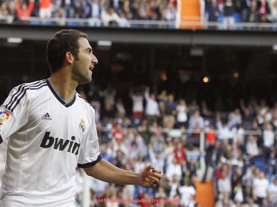 看球吧直播-摩纳哥对阵多特蒙德欧冠经典赛事回顾及战术分析